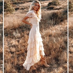 VICI Fontana High Low Maxi Dress. Size Large. Worn only once for family photos!